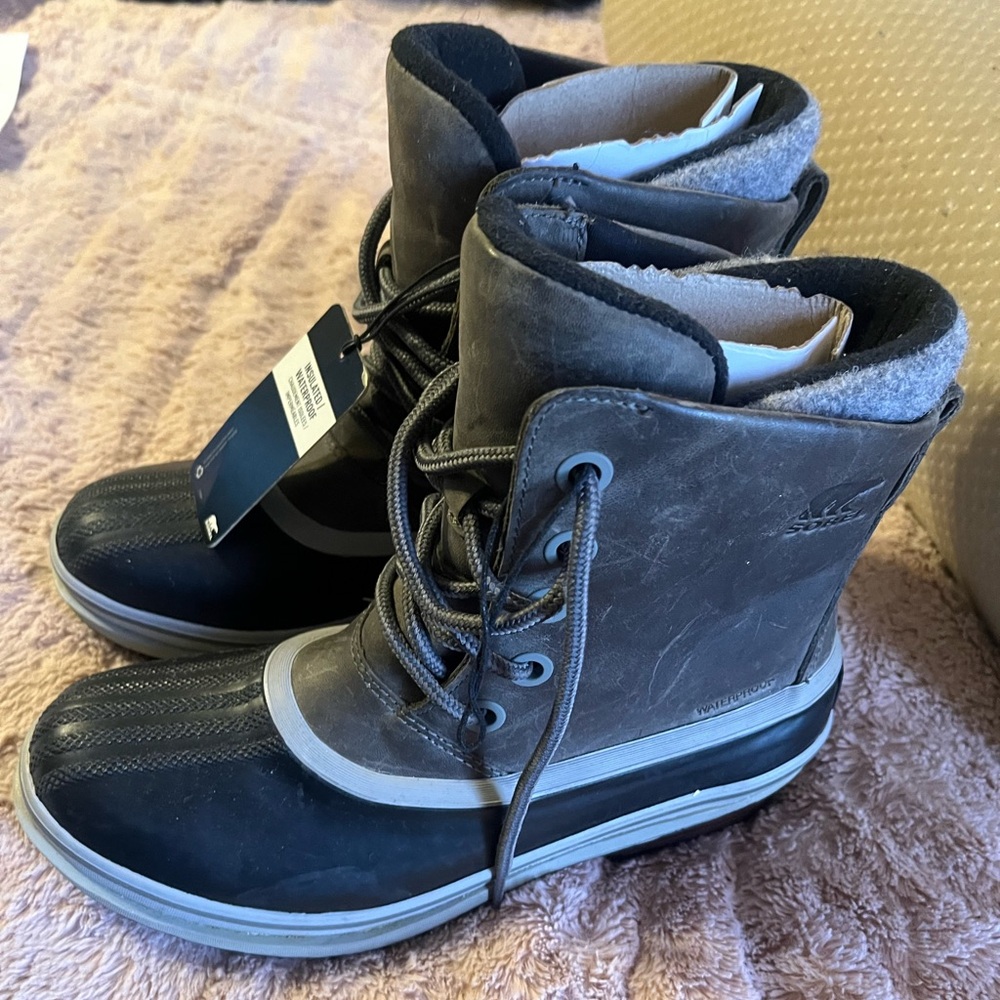 Water proof insulated boots